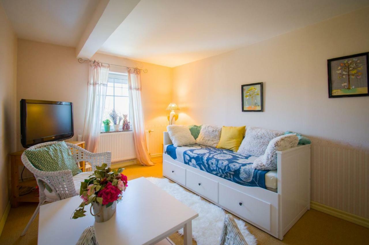 Apartman U Mluvicich Kamenu Stare Krecany Eksteriør billede